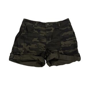 Social Standard By Sanctuary Olive Camouflage Cargo Shorts Size Medium Women’s